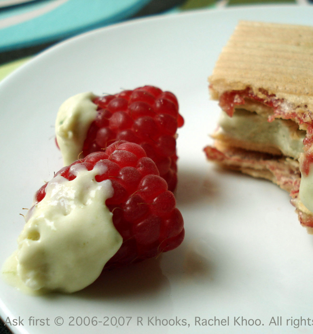 Green tea & raspberry ice cream sandwich