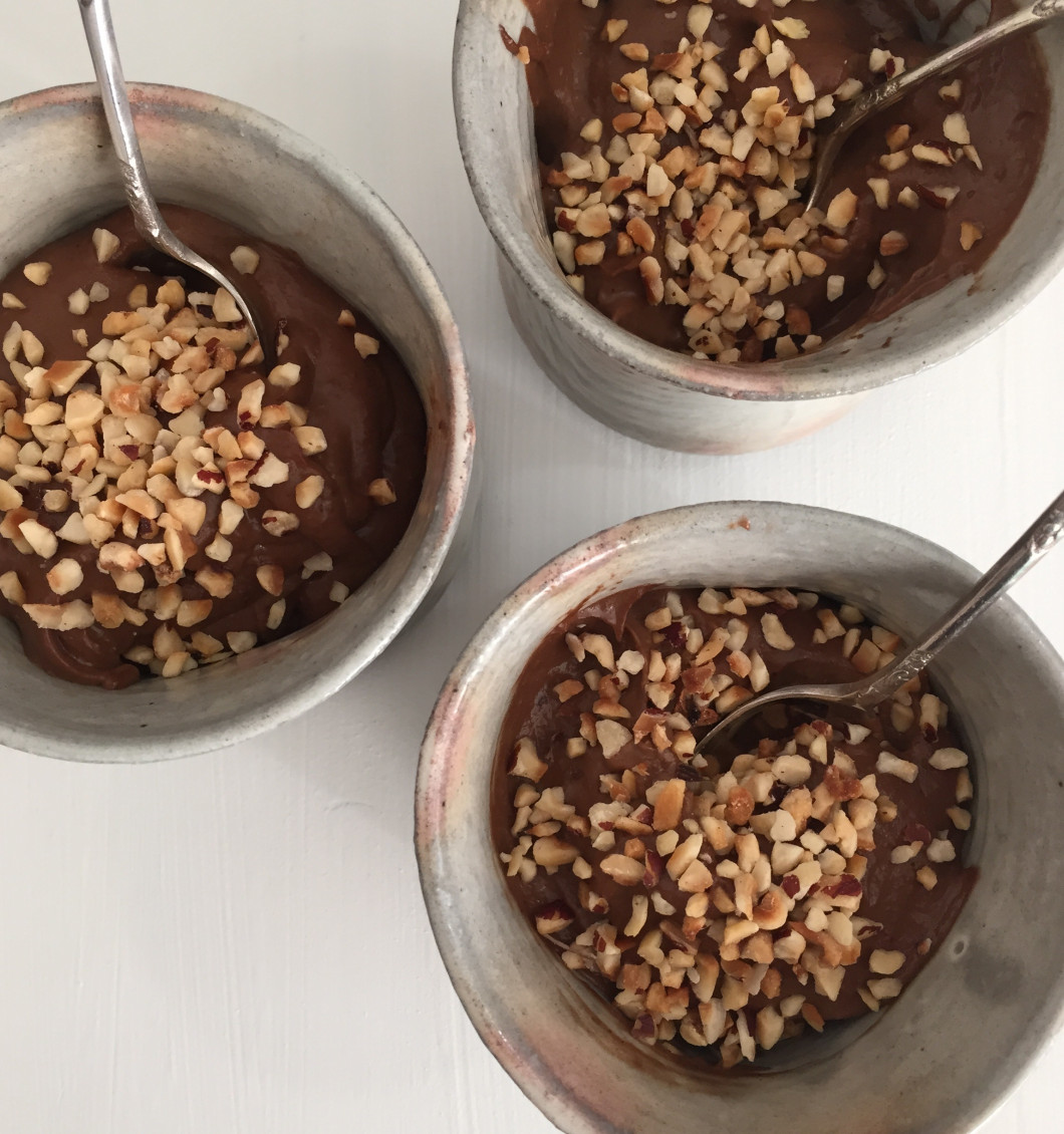Chocolate Hazelnut Pots (video)